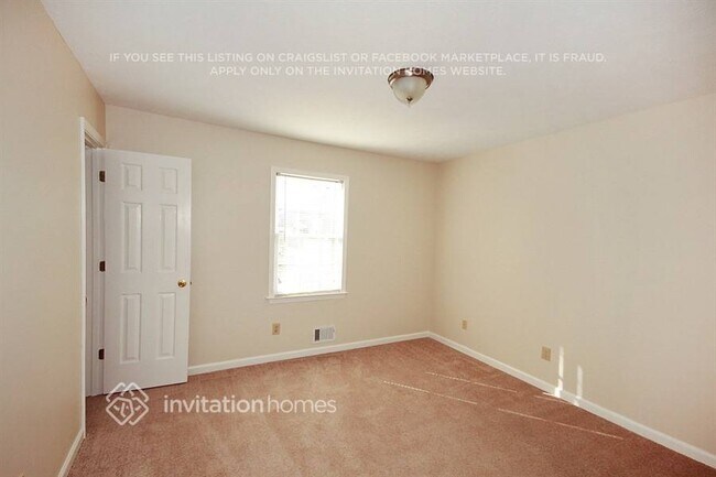 Building Photo - 95 Sweetwater Ln
