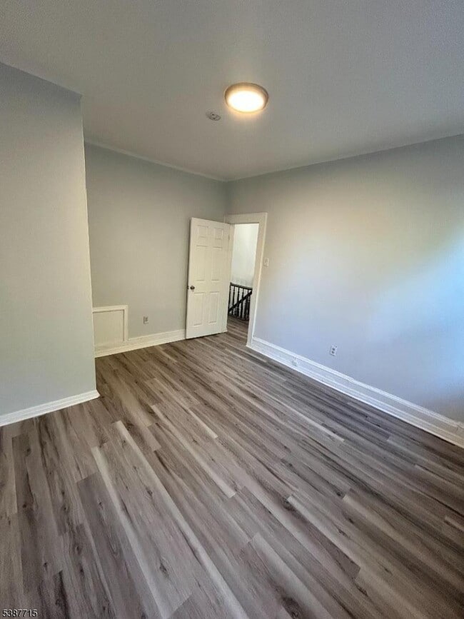 Foto del edificio - 170 Claremont Ave