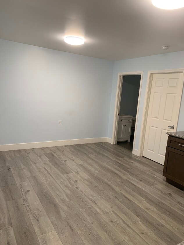 Building Photo - 1227 W 146th St