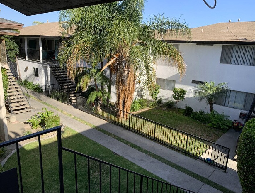 Foto principal - 11644 Bellflower Blvd