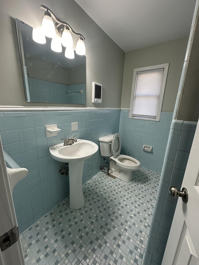 Foto del edificio - 1051 Rulnick St