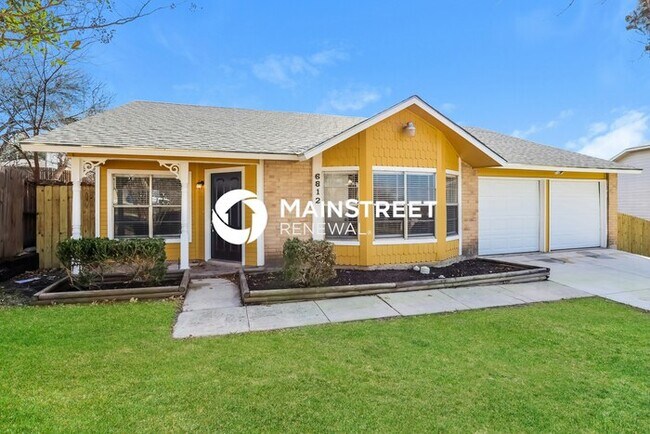 Building Photo - 6812 Hillside Bluff