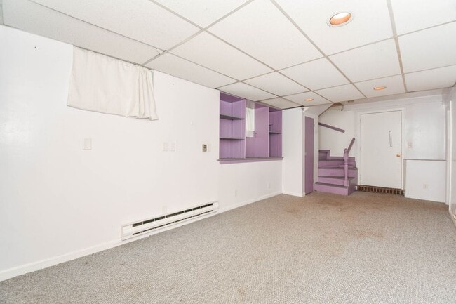 Building Photo - 86 Edwards St