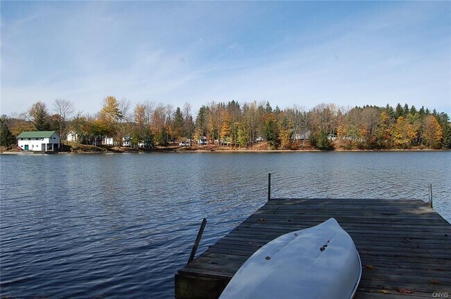 Foto del edificio - 4825 E Lake Rd