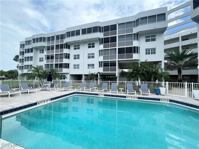 Foto del edificio - 12945 Vanderbilt Dr