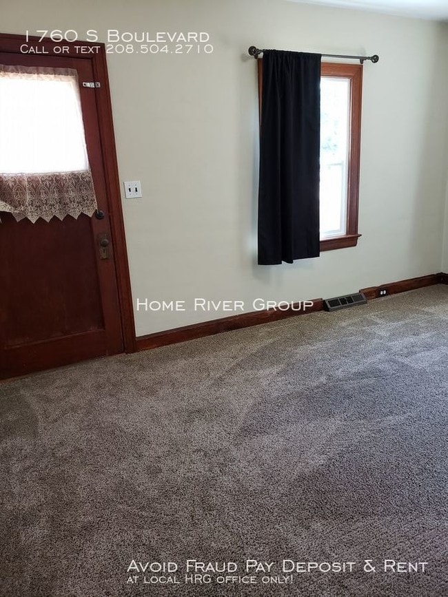Building Photo - 4 bedroom home in Idaho Falls