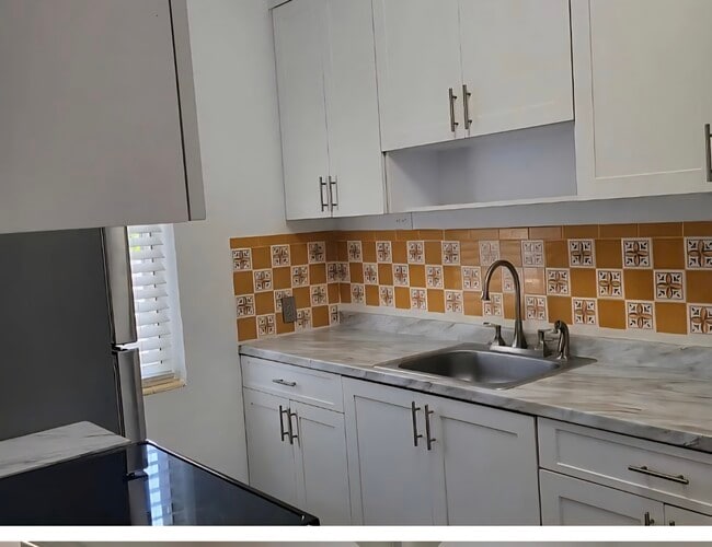 Foto del edificio - 1215 SW 13th Ave