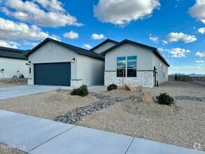 Building Photo - 7500 Enchanted Ridge Dr