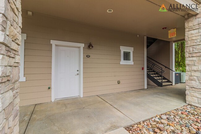 Foto del edificio - Great Location!