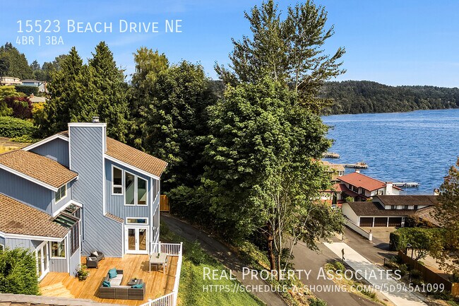 Building Photo - Pet friendly. 4 bed, 2.5 bath, LFP house w...