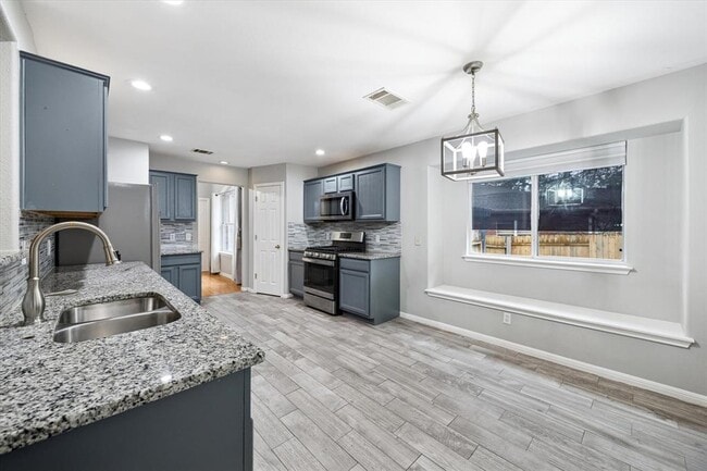 Building Photo - 101 Muscovy Ln