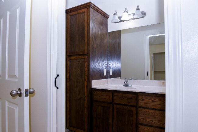 Foto del edificio - 2013 Lacywood