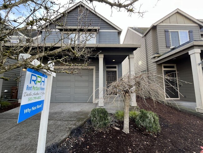 Foto del edificio - Updated North Plains Home With Bonus Room, Near Intel and Easy Freeway Access