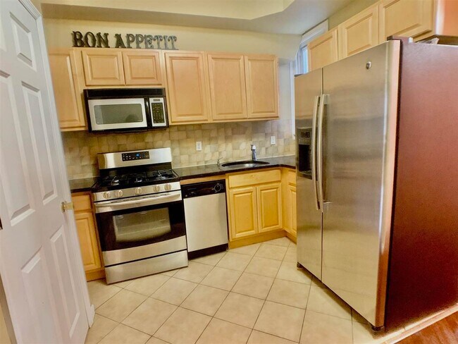 Foto del edificio - 3481 John F. Kennedy Blvd