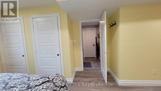 Building Photo - 7 Harbour Crescent