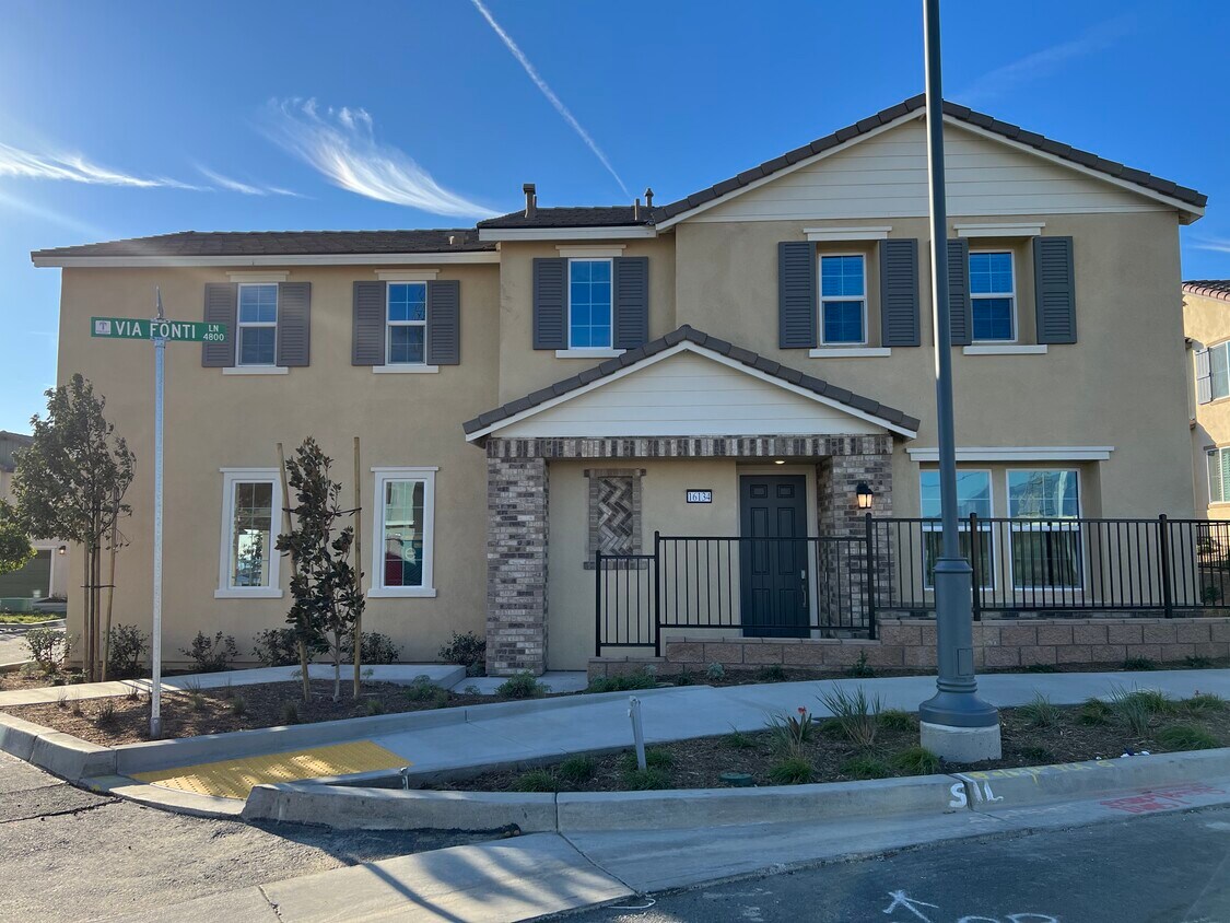 16134 Gelato Ct, Fontana, CA 92336 House Rental in Fontana, CA