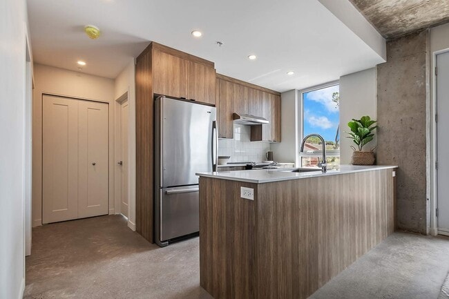 Photo du bâtiment - 2449 Ch Athlone