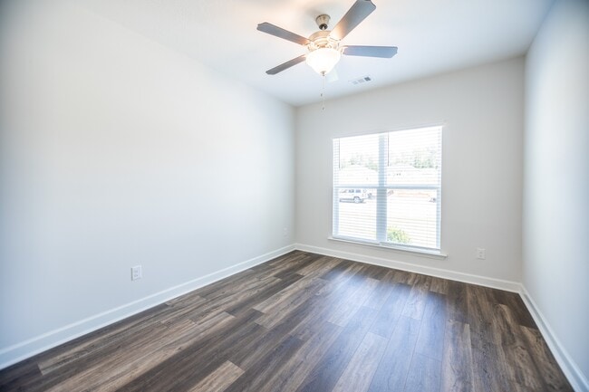 Foto del edificio - 7172 Paisley Cir