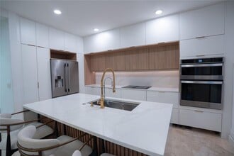 Building Photo - 4041 Devenshire Ct Building Photo - 4041 Devenshire Ct