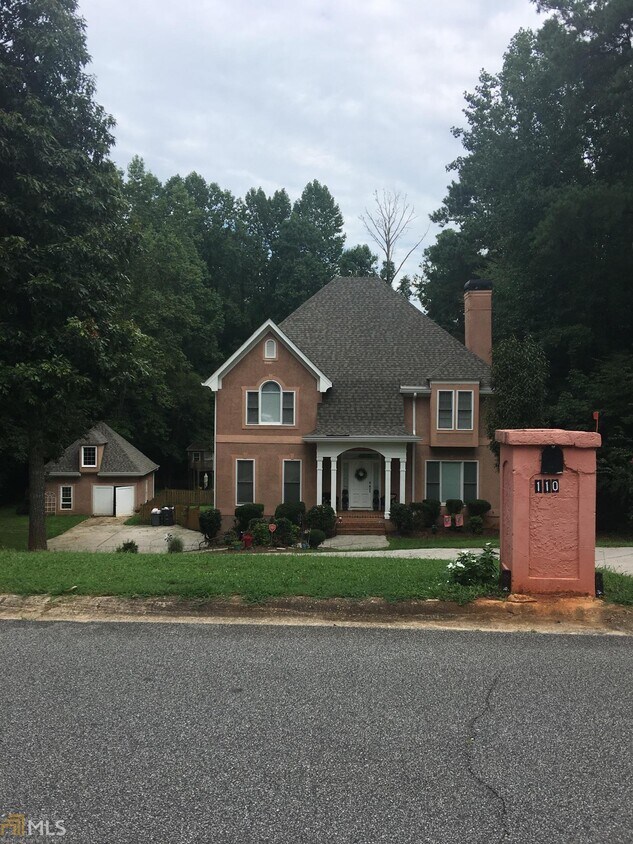 Primary Photo - 110 Indian Bluff Dr