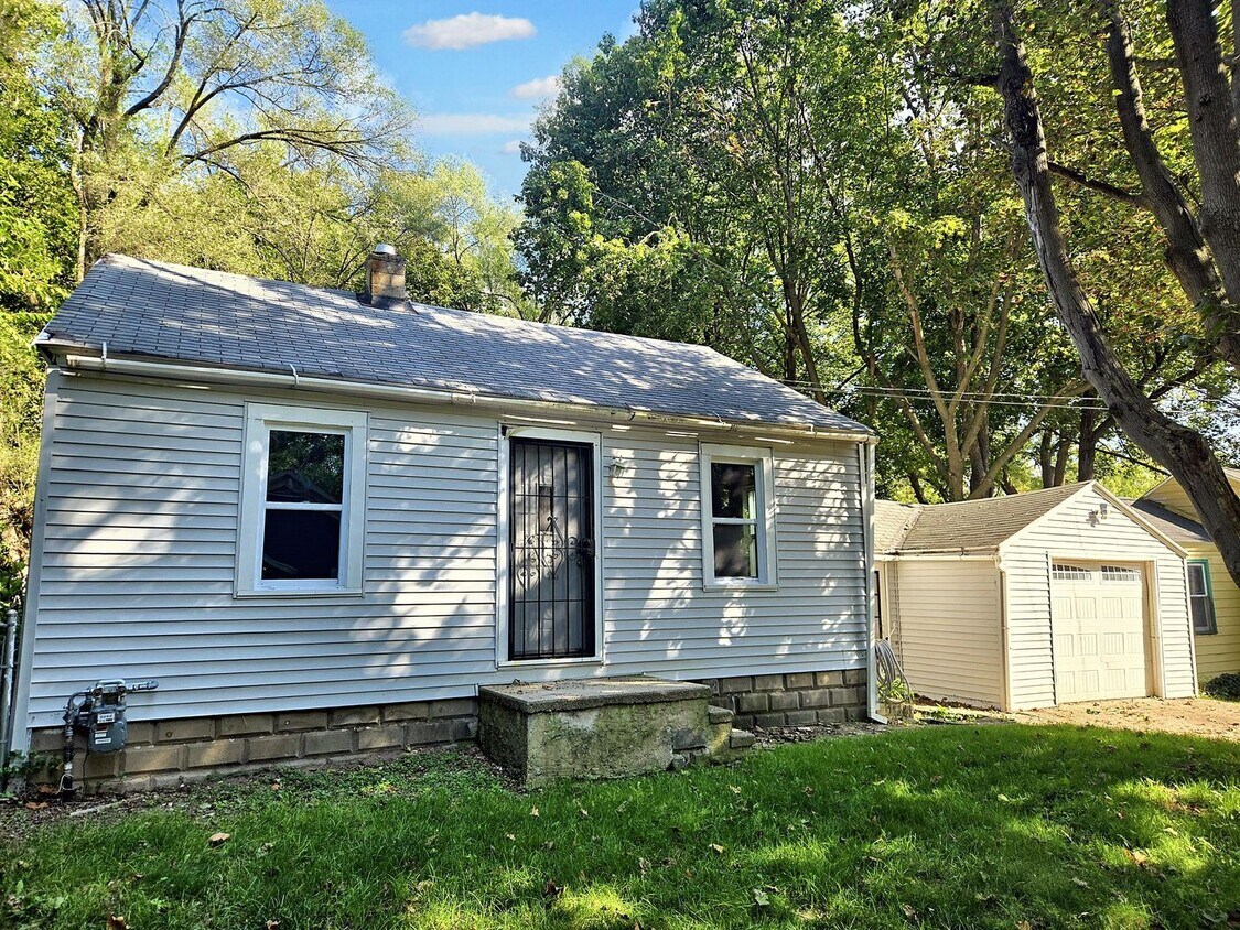 Primary Photo - 3411 Ryskamp Ct