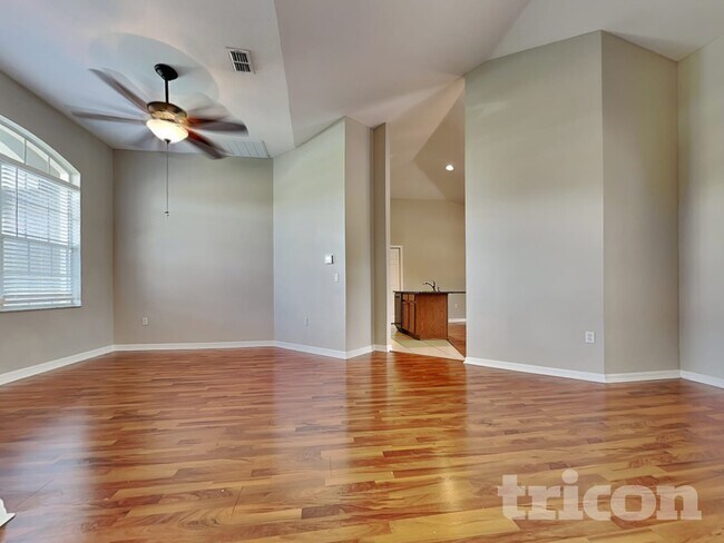 Foto del edificio - 12339 Palm Ridge Dr