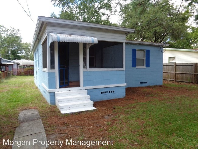 Building Photo - 1048 Seba St