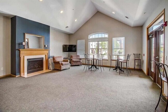 Foto del edificio - 6402 Milwaukee St