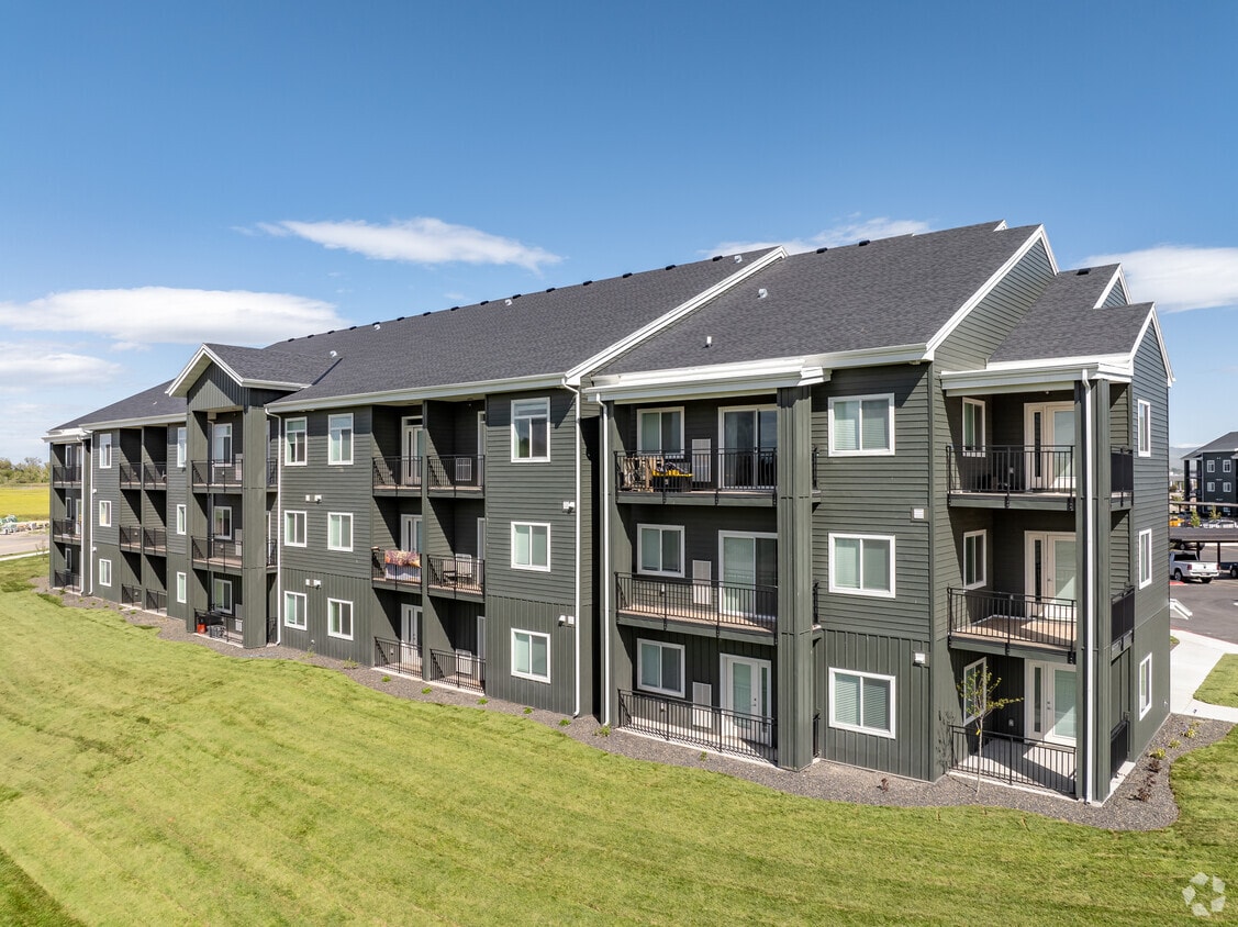 Pioneer Crossing Apartments in Idaho Falls, ID