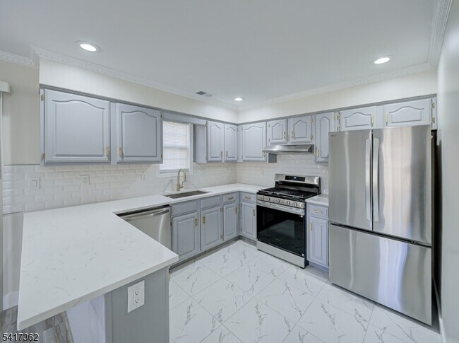 Foto del edificio - 1141 Clawson Ct