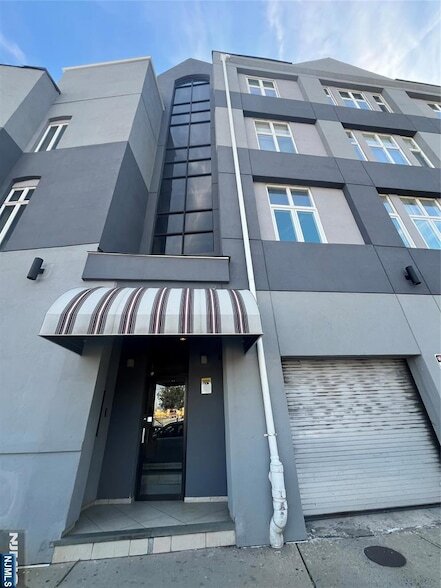 Foto principal - 308-310 Passaic Ave