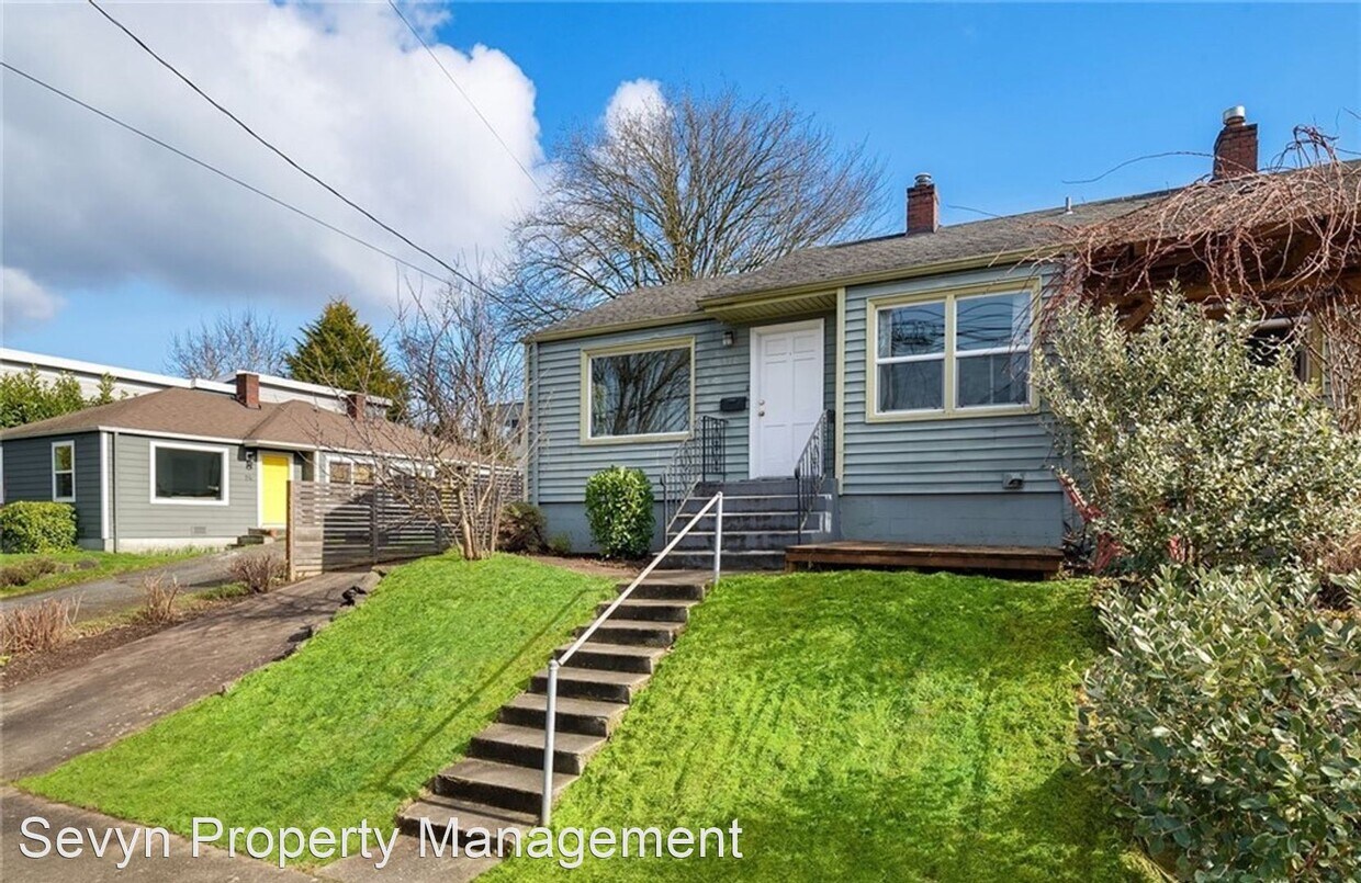 Primary Photo - 3 br, 2 bath House - 510 27th Ave.