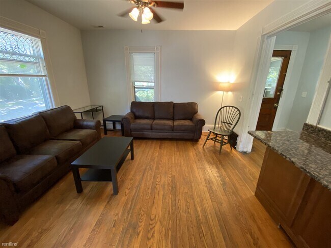 Foto del edificio - 7 br, 3 bath House - 520 E Ann St Apt 2 #2