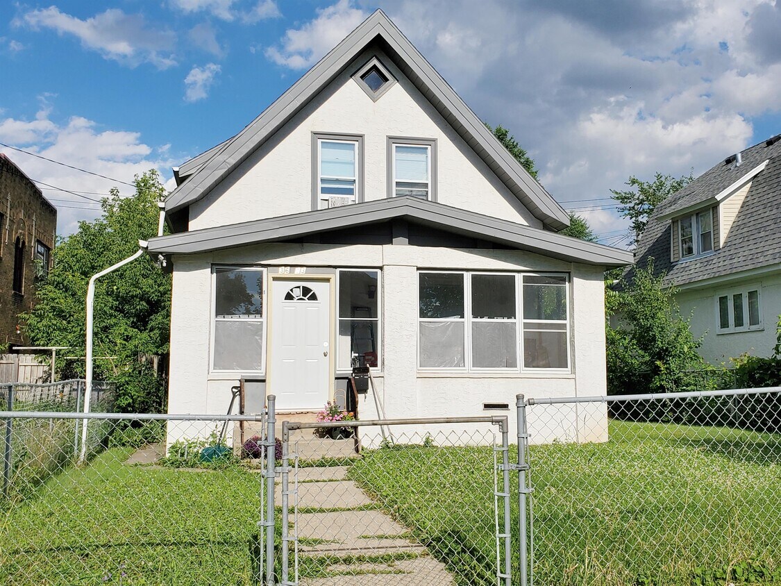 Foto principal - 3613 S 5th Ave