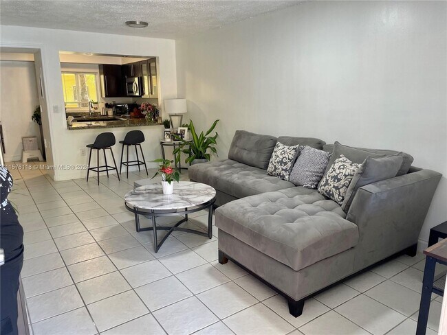 Foto del edificio - 8249 SW 149th Ct