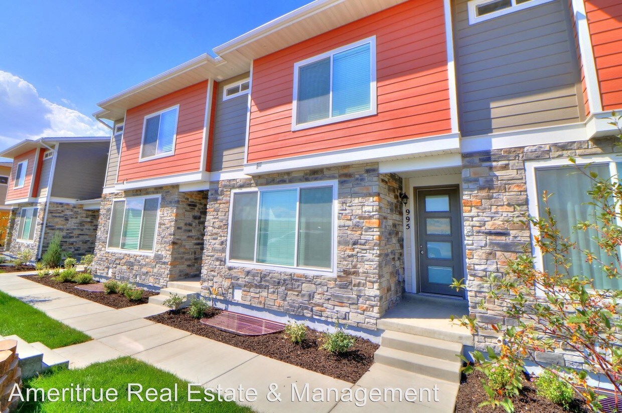 Foto principal - 3 br, 2 bath House - 995 W Cyan Valley Way