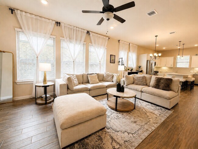 Building Photo - 7363 Lake Arrowhead Ln