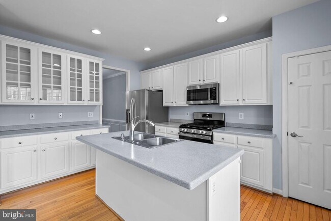 Foto del edificio - 45773 Smoketree Terrace