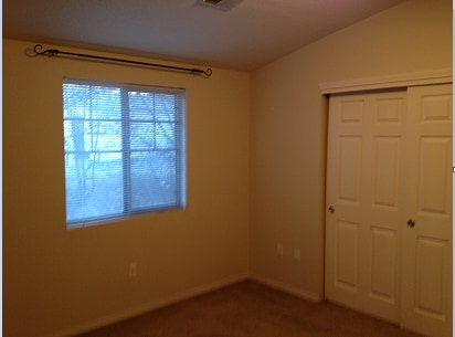Building Photo - 52 Short Dr