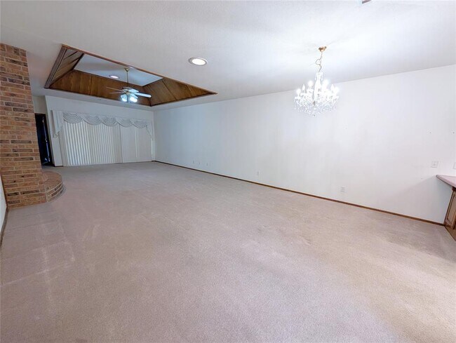 Building Photo - 12327 Greenlea Chase W