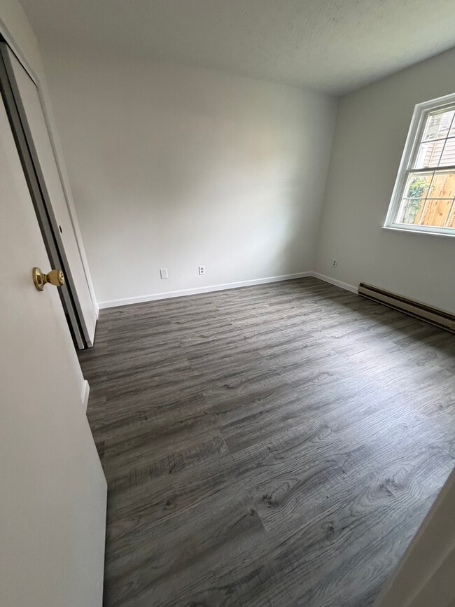 Building Photo - 1122 Minor Ave
