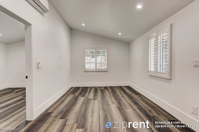 Building Photo - 1 br, 1 bath House - 11468 North Prager Av...