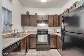 Building Photo - 2400 Spring Rain Dr