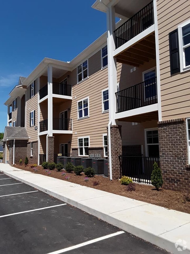 Building Photo - The Gates at Highland apartment homes