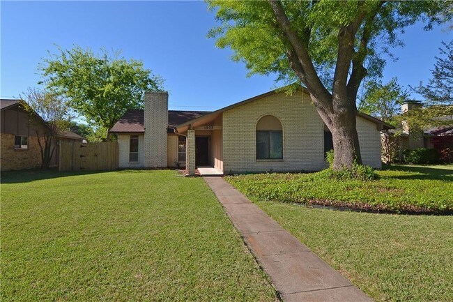 Foto del edificio - 1902 Baylor Dr