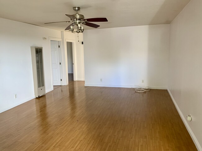 Living Room 1 - 5646 Ensign Ave