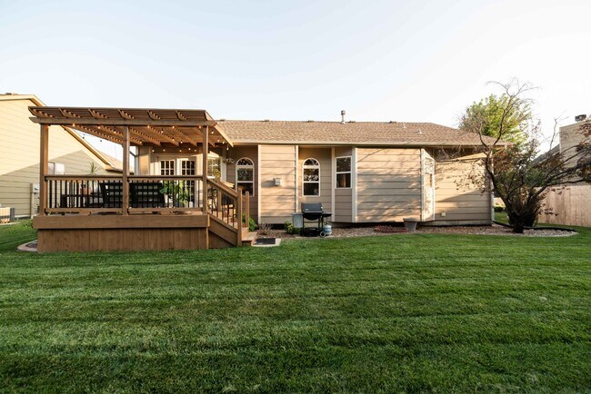 Foto del edificio - 5 Bedroom, 3 Bathroom house with completed...