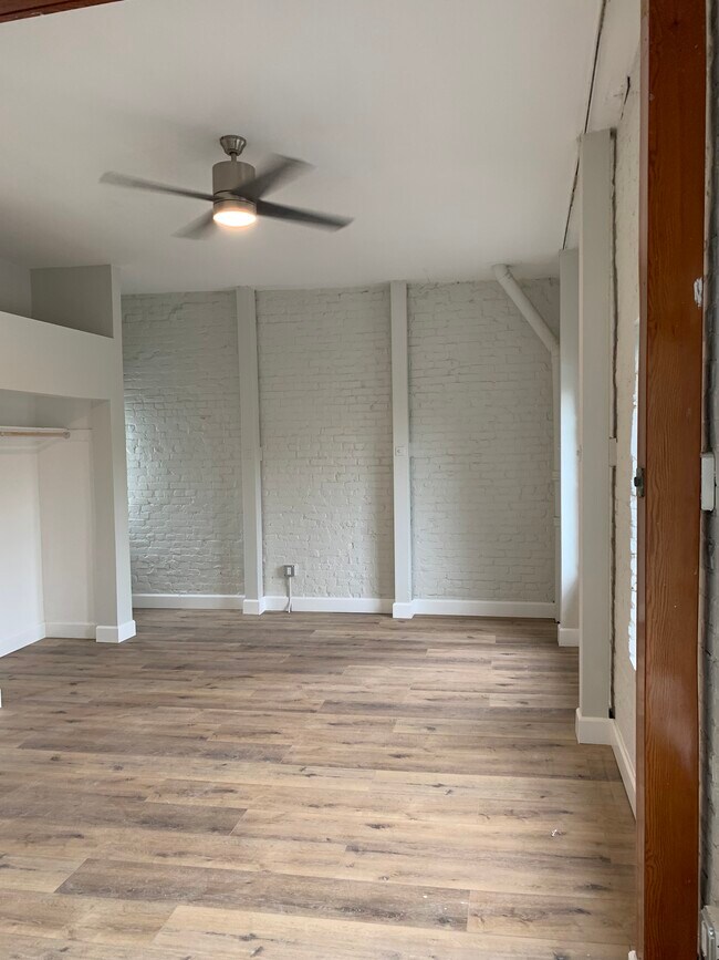Bedroom #1 - 1409 W 11th St