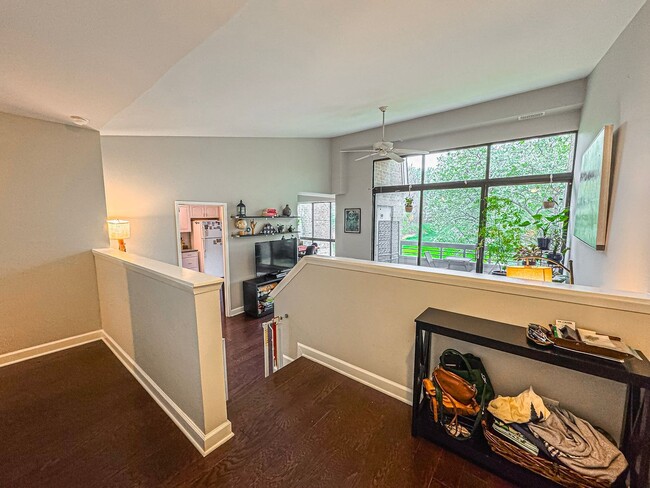 Building Photo - Sun-filled 2 Bed 2 Bath Condo With Private...