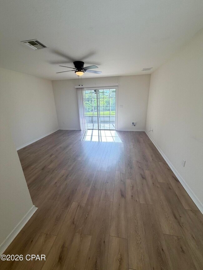 Foto del edificio - 3035 Meadow St